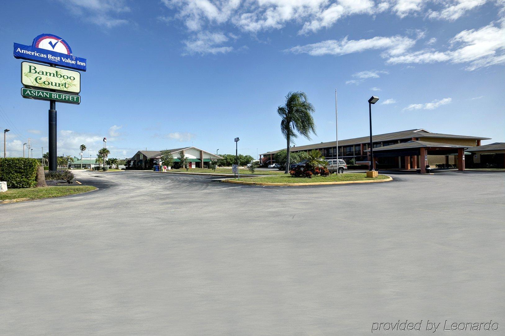 Americas Best Value Inn Florida Turnpike & I-95 Форт Пирс Экстерьер фото