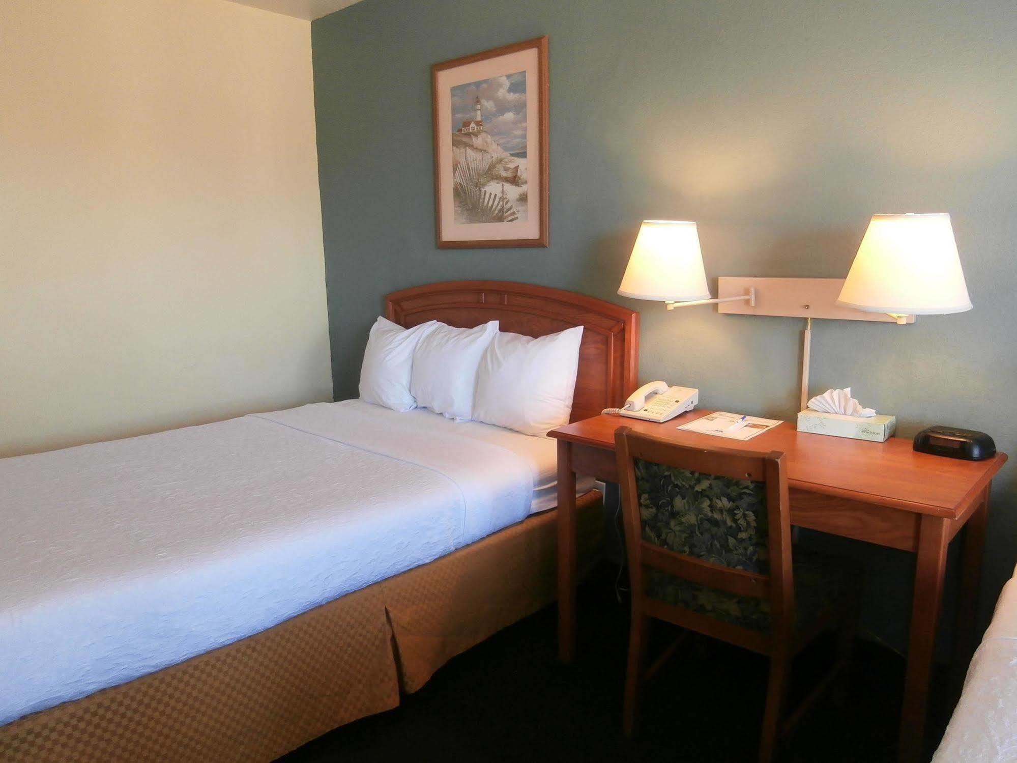 Americas Best Value Inn Florida Turnpike & I-95 Форт Пирс Экстерьер фото